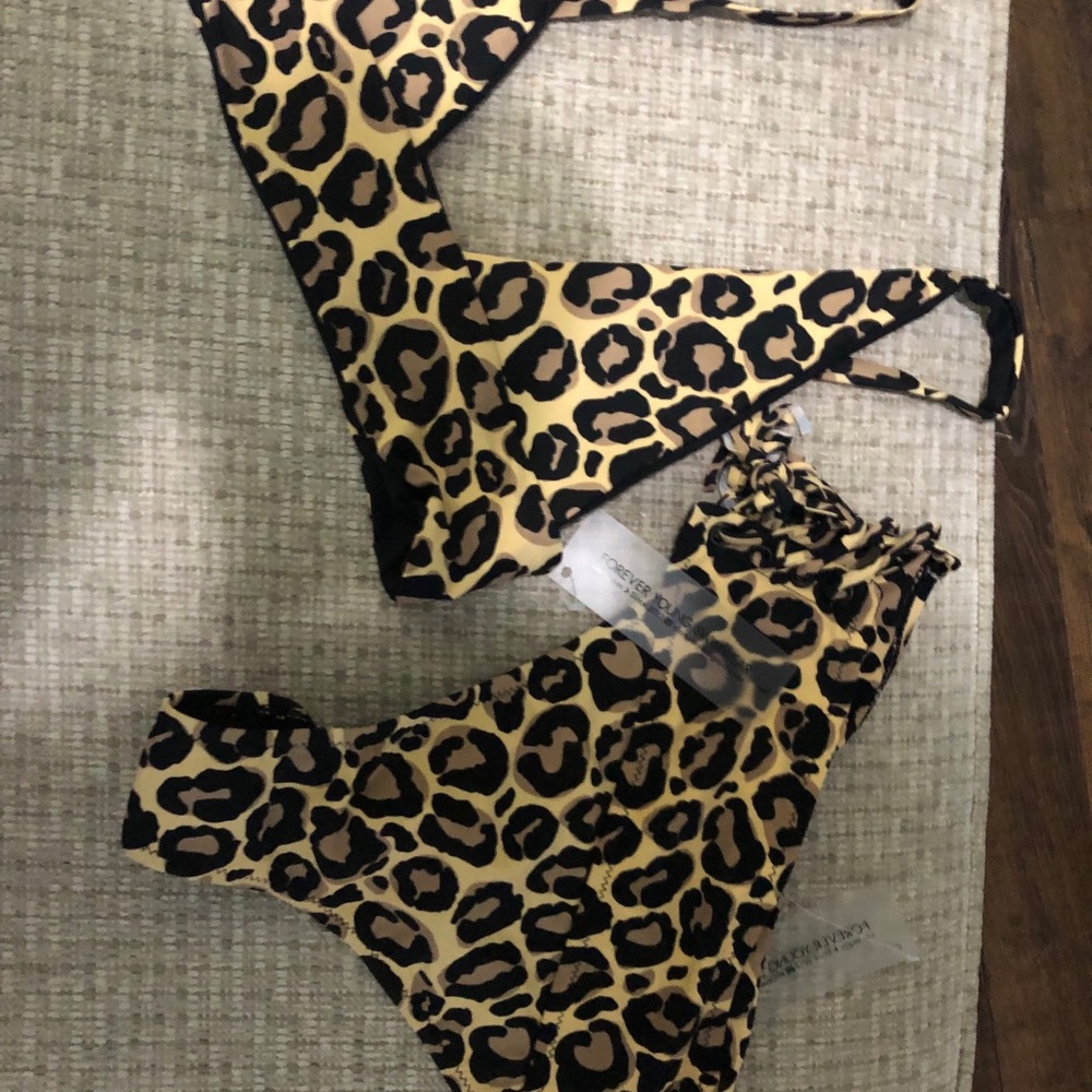 Leopard Print Bikini New!!!!